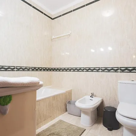 19 - Cozy In Peniche